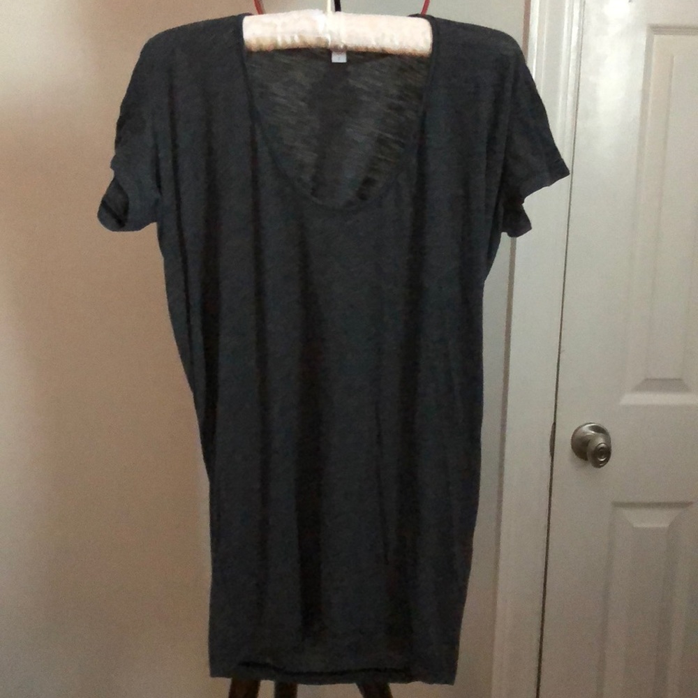 James Perse gray T shirt